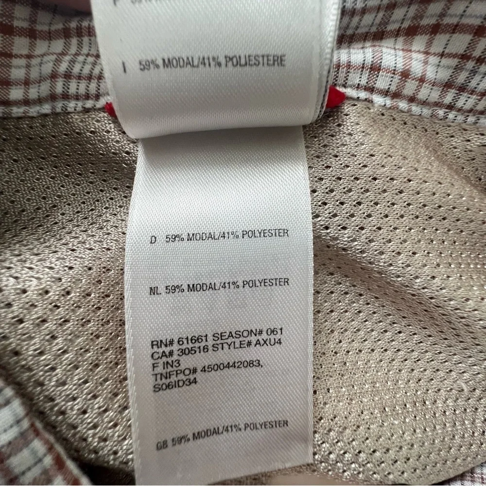 The North Face size XL short sleeve button up shirt